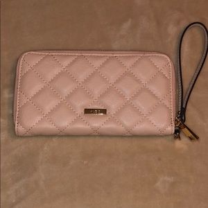 Aldo hand clutch bag.